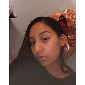 Meet your Posher, Xochitl